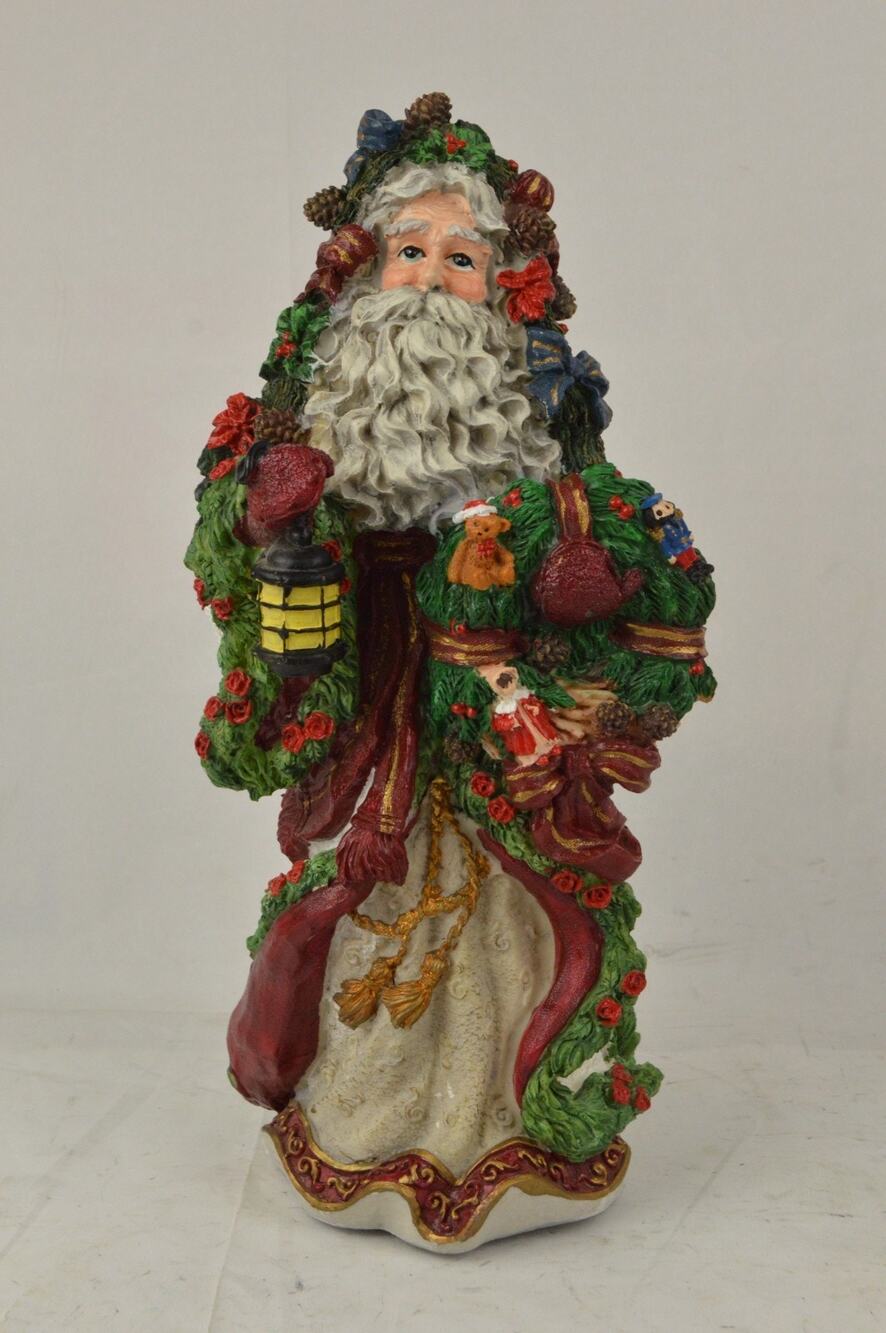 Jaimy Old Fashioned Santa Musical Christmas Figurine Wreath Lantern 12"